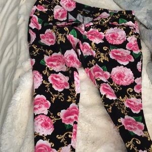 New York and company  Pink/ fuchsia on black